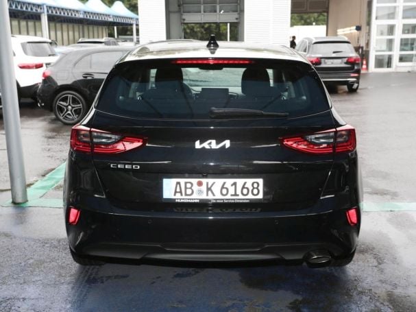 KIA Ceed 1.5T DCT Vision Navi Kamera Lenkradhzg ACC KIA Ceed 1.5T DCT Vision Navi Kamera Lenkradhzg ACC