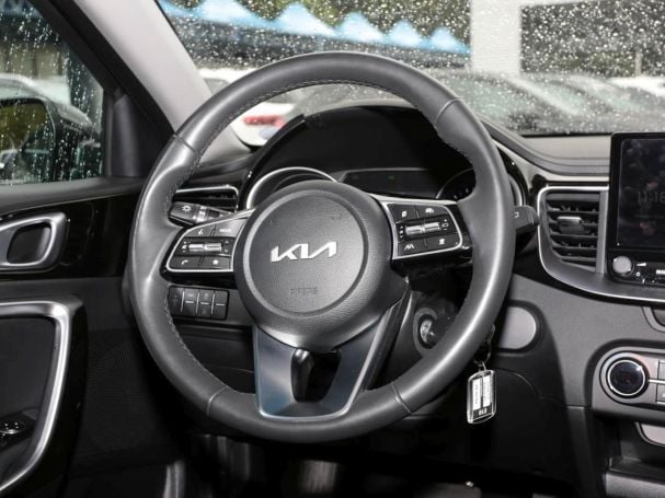 KIA Ceed 1.5T DCT Vision Navi Kamera Lenkradhzg ACC KIA Ceed 1.5T DCT Vision Navi Kamera Lenkradhzg ACC