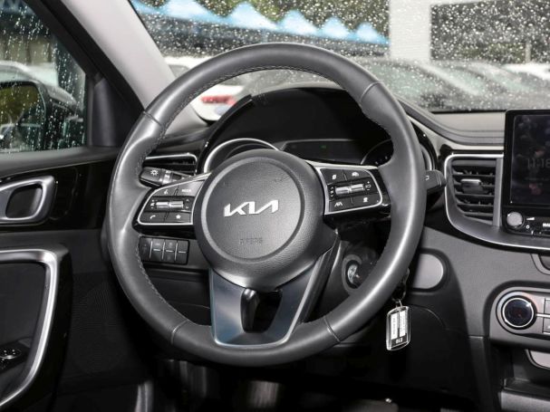 KIA Ceed 1.5T DCT Vision Navi Kamera Lenkradhzg ACC KIA Ceed 1.5T DCT Vision Navi Kamera Lenkradhzg ACC