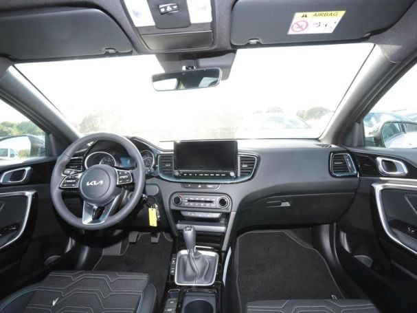 KIA Ceed 1.5T Nightline Navi Rückfahrkamera Privacy