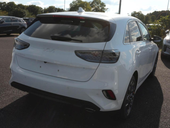 KIA Ceed 1.5T Nightline Navi Rückfahrkamera Privacy