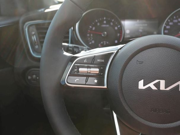 KIA Ceed 1.5T Nightline Navi Rückfahrkamera Privacy KIA Ceed 1.5T Nightline Navi Rückfahrkamera Privacy