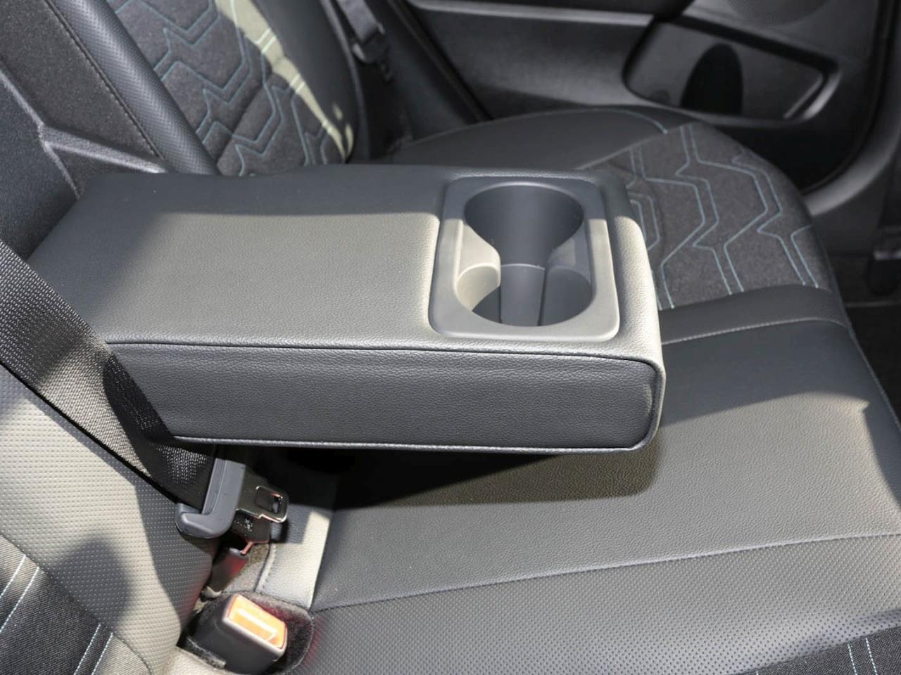 KIA Ceed 1.5T Nightline Navi Rückfahrkamera Privacy