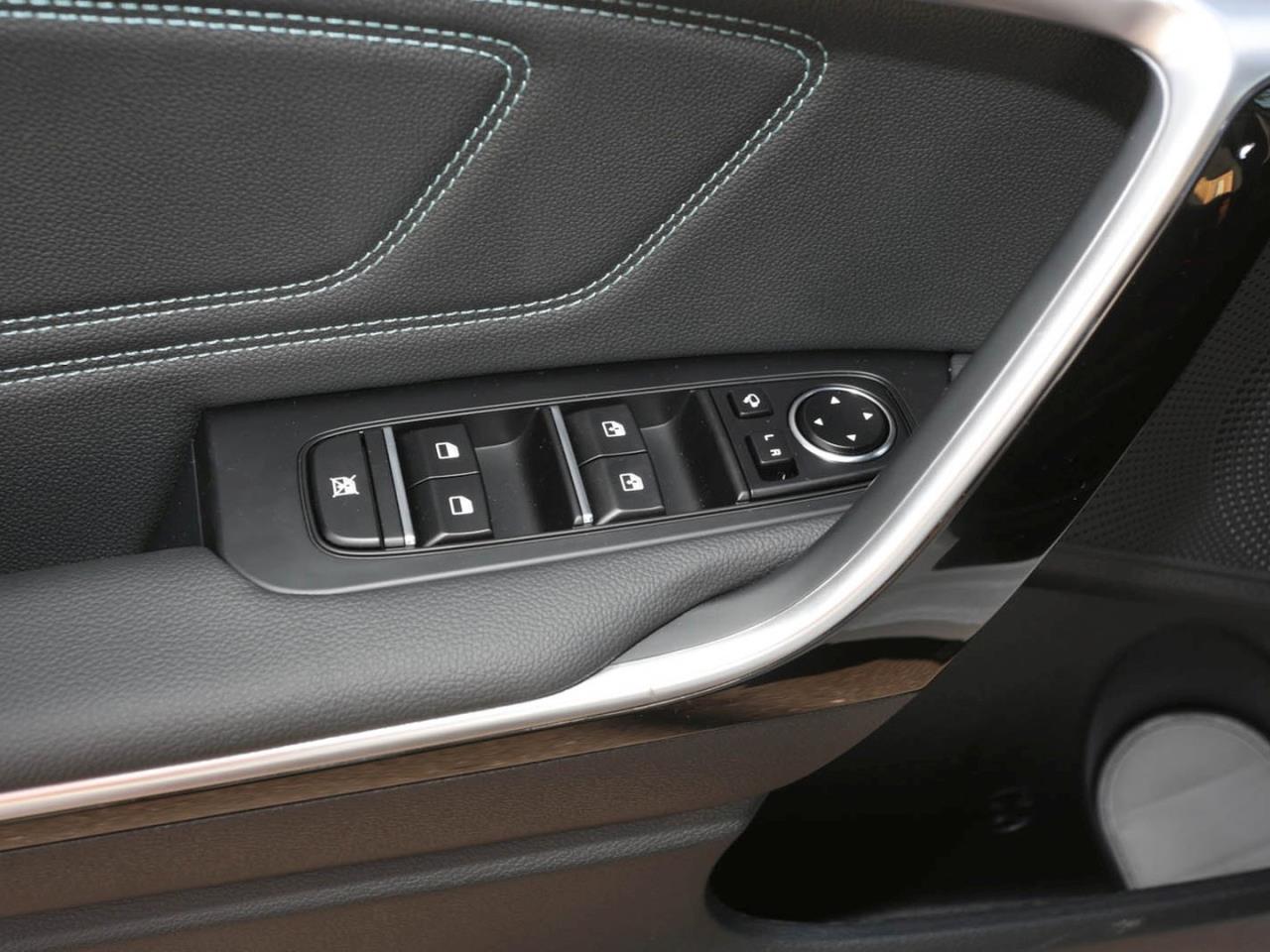 KIA Ceed 1.5T Nightline Navi Rückfahrkamera Privacy