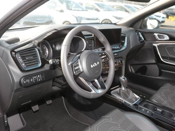 KIA Ceed 1.5T Nightline Navi Rückfahrkamera Privacy KIA Ceed 1.5T Nightline Navi Rückfahrkamera Privacy