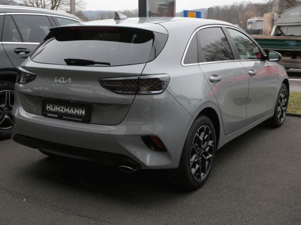 KIA Ceed 1.5T Nightline Navi Kamera Lenkradhzg LED KIA Ceed 1.5T Nightline Navi Kamera Lenkradhzg LED