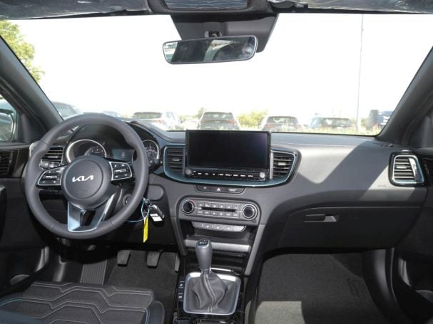 KIA Ceed 1.5T Nightline Navi Kamera Lenkradhzg KIA Ceed 1.5T Nightline Navi Kamera Lenkradhzg