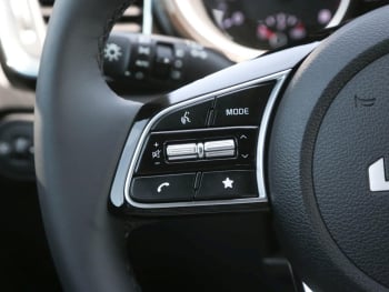KIA Ceed 1.5T Nightline Navi Kamera Lenkradhzg