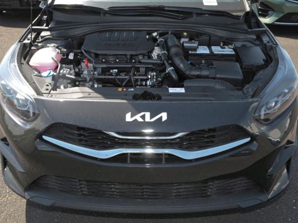 KIA Ceed 1.5T Nightline Navi Kamera Lenkradhzg KIA Ceed 1.5T Nightline Navi Kamera Lenkradhzg