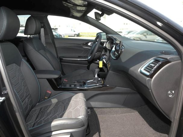 KIA Ceed 1.5T Nightline Navi Kamera Lenkradhzg KIA Ceed 1.5T Nightline Navi Kamera Lenkradhzg