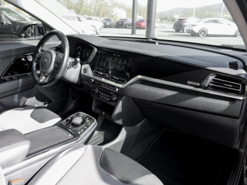 KIA e-Niro Vision  64 kWh Navi Kamera ACC Lenkradhzg