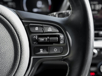 KIA e-Niro Vision  64 kWh Navi Kamera ACC Lenkradhzg