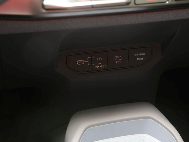 KIA EV3 58,3 kWh Earth Navi Totwinkel DriveWise 360° KIA EV3 58,3 kWh Earth Navi Totwinkel DriveWise 360°