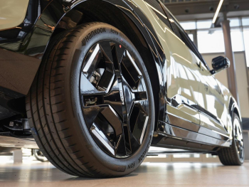 KIA EV3 81,4 kWh GT-Line Sitzklima Glasdach HeadUp