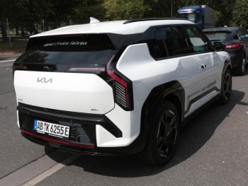 KIA EV3 81,4 kWh GT-Line Navi Panorama HeadUp 360°