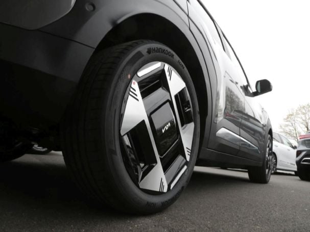 KIA EV3 58.3 kWh Earth Navi DriveWise Sound ACC 360° KIA EV3 58.3 kWh Earth Navi DriveWise Sound ACC 360°