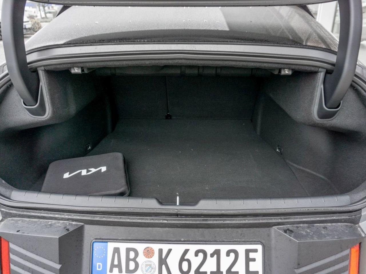 KIA EV4 Fastback 81,4 kWh Earth Navi Drive-Wise