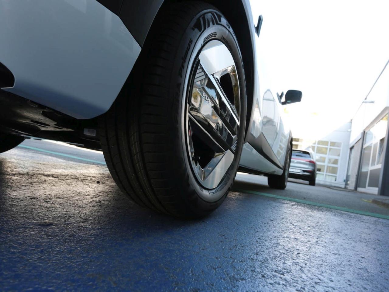 KIA EV4 81,4 kWh Earth Navi Panorama HeadUp 360°