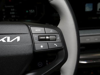 KIA EV4 81,4 kWh Earth Navi Schiebedach Sound-P 360°