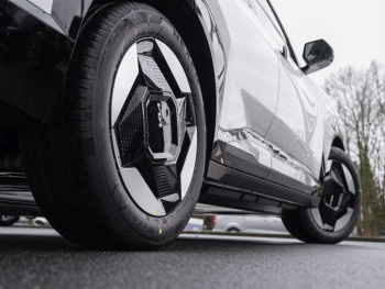 KIA EV5 81,4 kWh Earth Navi Harman/Kardon 360° ACC