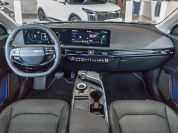 KIA EV6 84 kWh Earth Navi HeadUp Memory SoundP 360°