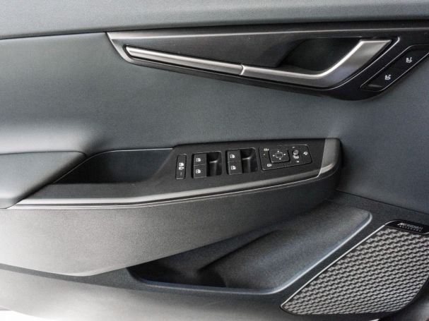 KIA EV6 84 kWh Earth Navi HeadUp Memory SoundP 360° KIA EV6 84 kWh Earth Navi HeadUp Memory SoundP 360°
