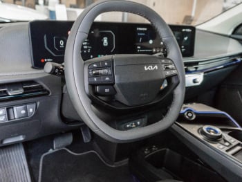 KIA EV6 84 kWh Earth Navi HeadUp Memory SoundP 360°