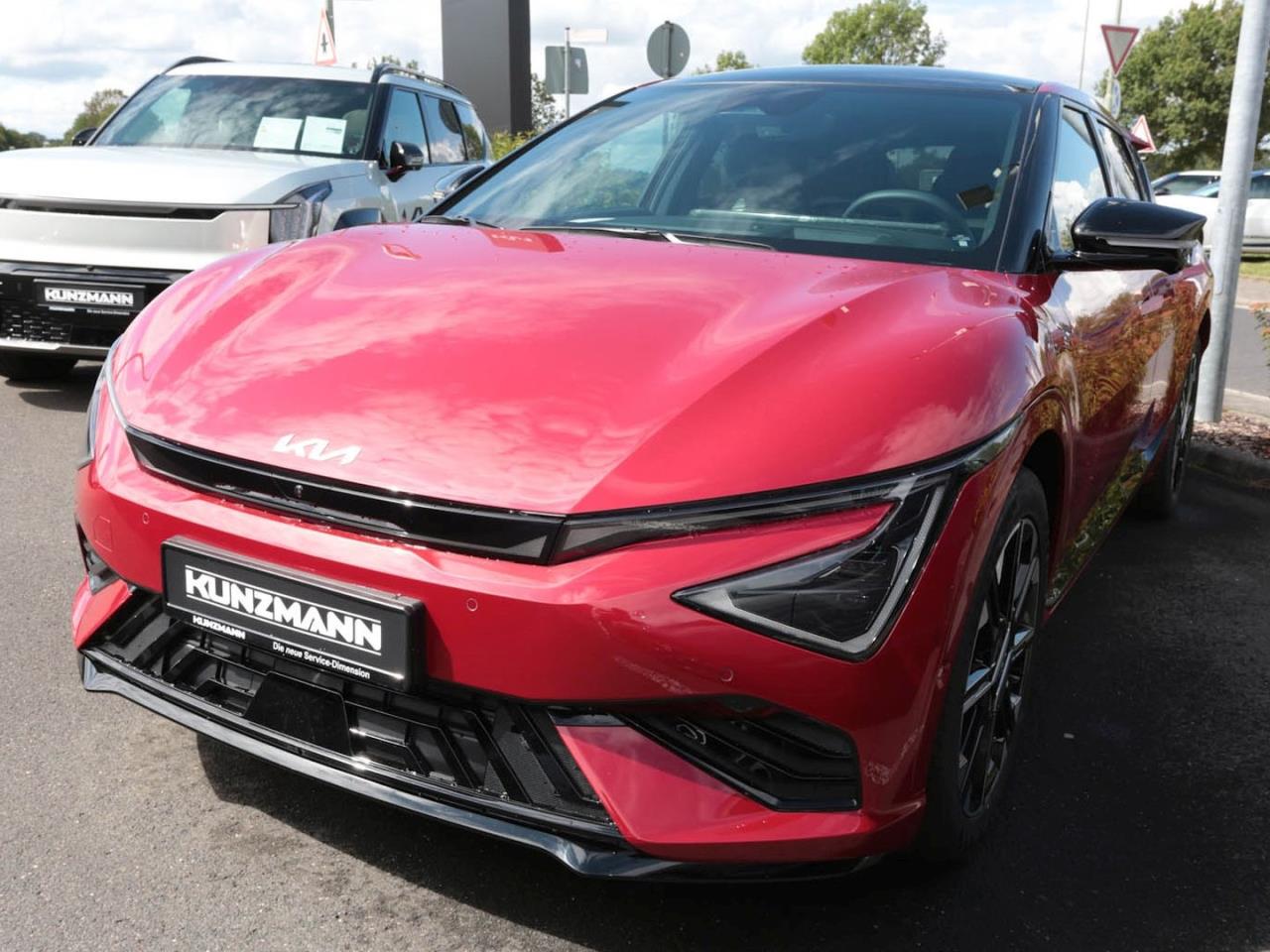 Kia EV6 EV6 84 kWh GT-Line Geländewagen / SUV Runway Rot