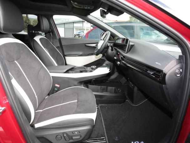KIA EV6 84 kWh GT-Line Navi Panorama HeadUp 360° ACC KIA EV6 84 kWh GT-Line Navi Panorama HeadUp 360° ACC
