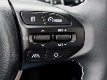 KIA Picanto 1.2 AMT Spirit Navi Lenkradhzg Kamera
