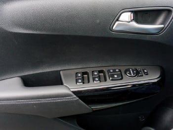 KIA Picanto 1.2 AMT Spirit Navi Lenkradhzg Kamera