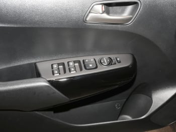 KIA Picanto 1.2 AMT Spirit Navi Kamera Privacy