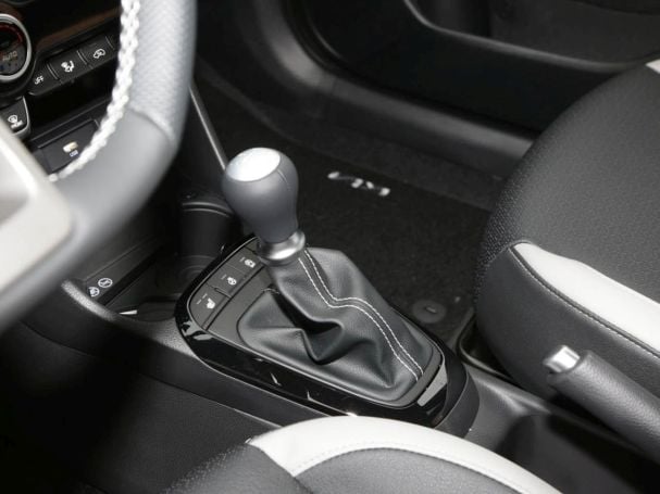 KIA Picanto 1.2 GT-Line Navi Kamera Lenkradheizung KIA Picanto 1.2 GT-Line Navi Kamera Lenkradheizung