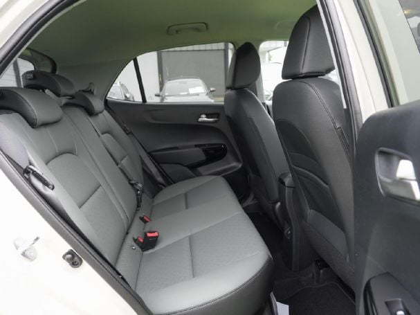 KIA Picanto 1.2 Spirit Navi Kamera Privacy Totwinkel KIA Picanto 1.2 Spirit Navi Kamera Privacy Totwinkel