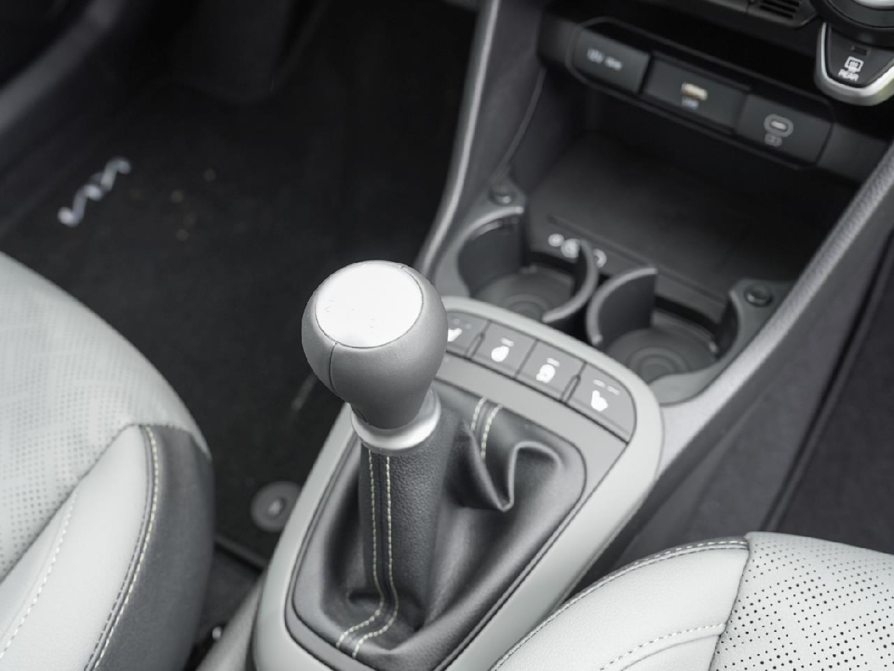KIA Picanto 1.2 Spirit Navi Kamera Privacy Totwinkel KIA Picanto 1.2 Spirit Navi Kamera Privacy Totwinkel
