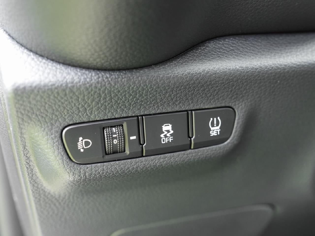KIA Picanto 1.2 Spirit Navi Kamera Privacy Totwinkel KIA Picanto 1.2 Spirit Navi Kamera Privacy Totwinkel