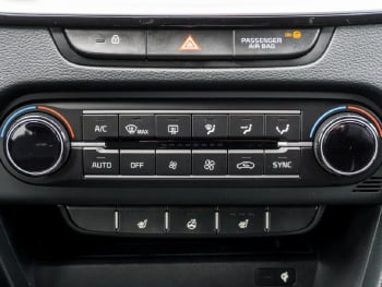 KIA ProCeed 1.5T DCT GT-Line Navi Kamera ACC JBL