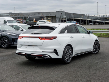 KIA ProCeed 1.5T DCT GT-Line Navi Kamera ACC JBL