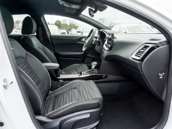 KIA ProCeed 1.5T DCT GT-Line Navi Kamera ACC JBL