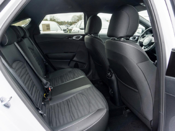 KIA ProCeed 1.5T DCT GT-Line Navi Kamera ACC JBL
