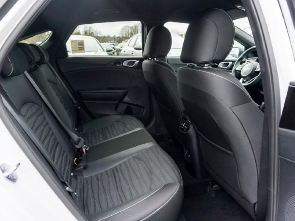 KIA ProCeed 1.5T DCT GT-Line Navi Kamera ACC JBL KIA ProCeed 1.5T DCT GT-Line Navi Kamera ACC JBL