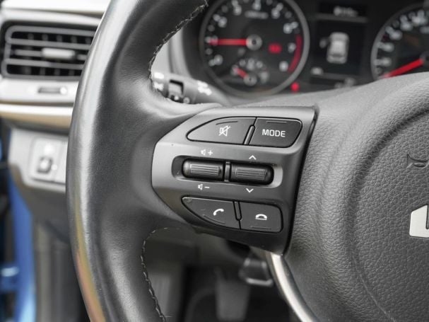 KIA Rio 1.2 Vision Klima Spurhalte Sitzhzg Einparkh KIA Rio 1.2 Vision Klima Spurhalte Sitzhzg Einparkh