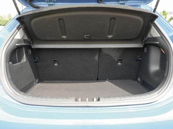 KIA Rio 1.2 Vision Klima Spurhalte Sitzhzg Einparkh KIA Rio 1.2 Vision Klima Spurhalte Sitzhzg Einparkh