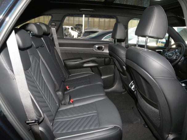 KIA Sorento 1.6T HEV AWD Platinum Navi Panorama ACC KIA Sorento 1.6T HEV AWD Platinum Navi Panorama ACC