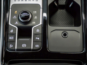 KIA Sorento 1.6T PHEV AWD Platinum Navi Head-UP