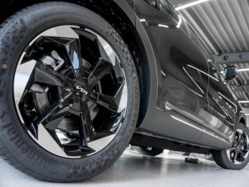 KIA Sorento 1.6T PHEV AWD Platinum Navi Head-UP