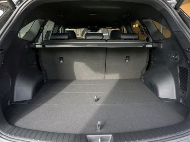 KIA Sorento 1.6T PHEV AWD Platinum Navi Head-UP KIA Sorento 1.6T PHEV AWD Platinum Navi Head-UP