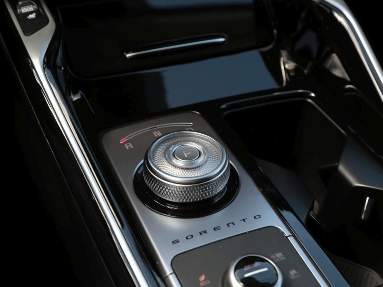 KIA Sorento 1.6T PHEV AWD Plug&Ride Navi ACC Panorama