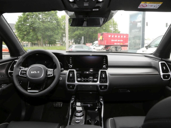 KIA Sorento 1.6T PHEV Platinum AWD Head-Up Panorama