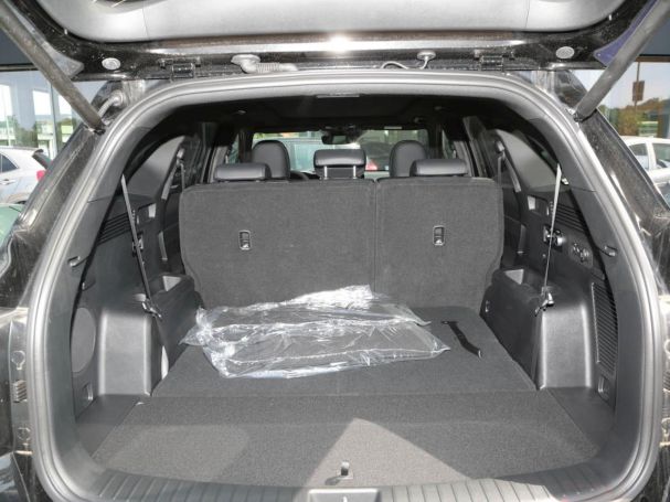 KIA Sorento 2.2 CRDi DCT AWD Platinum Navi Pano HeadUp 7-Si KIA Sorento 2.2 CRDi DCT AWD Platinum Navi Pano HeadUp 7-Si